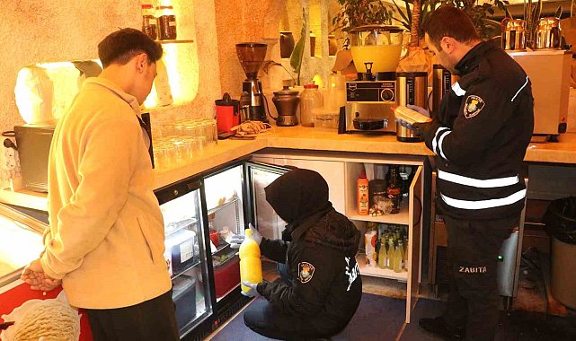 Haliliye'de zabıta ekipleri kafeleri denetledi