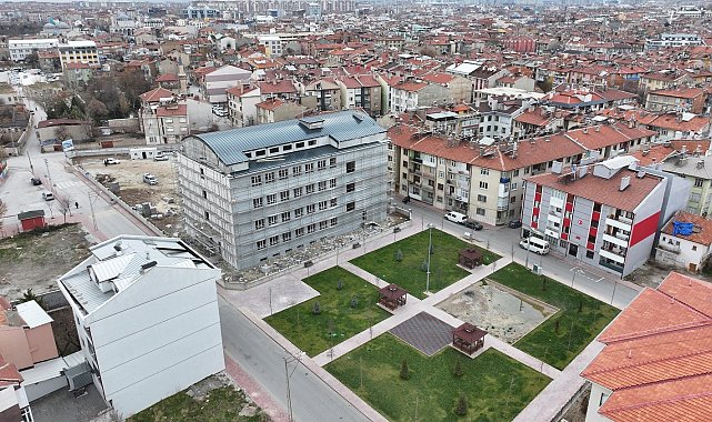 Hasan Kılca: "Karatay, eğitim yatırımlarıyla geleceğe hazırlanıyor"