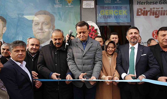 Hatipoğlu 2&#039;nci seçim irtibat bürosu açılışında bando ile karşılandı