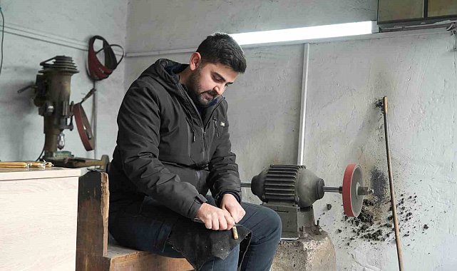 Hayal ettiği öğretmenliğe atandı, geleneği sürdürmeyi tercih etti