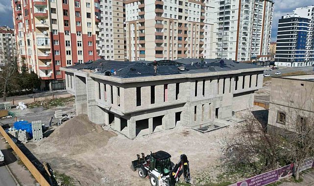 Hem kütüphane, hem kreş, hem MELMEK