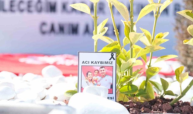 Hentbol Milli Takım Kaptanı Cemal Kütahya ve ailesi asrın felaketinin yıl dönümünde anıldı