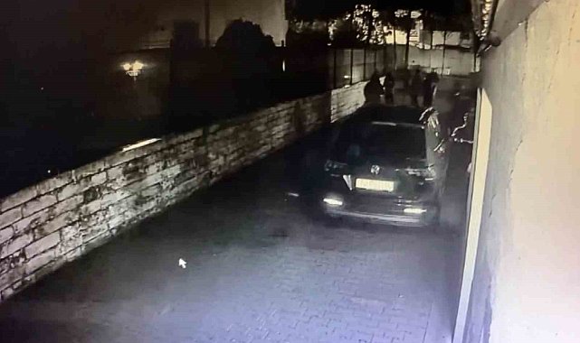 Hırsızlık yapmaya çalışırken polise suçüstü yakalandılar