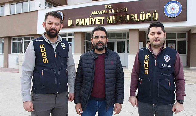 İki komşu sazan sarmalı tuzağına düştü, traktör ve parayı polisler kurtardı