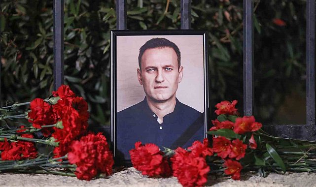 İngiltere'den Navalny'nin öldüğü cezaevinin 6 Rus yetkilisine yaptırım