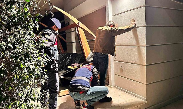 İzmir merkezli 9 ildeki terör operasyonuna 9 tutuklama