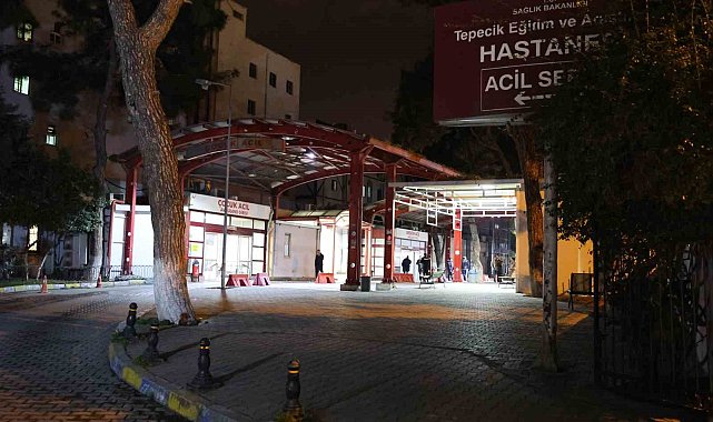 İzmir'de motosiklet sürücüsünün ölümden döndüğü kaza kamerada