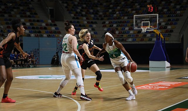 İzmit Belediyespor, Tarsus'u "93-80" mağlup etti