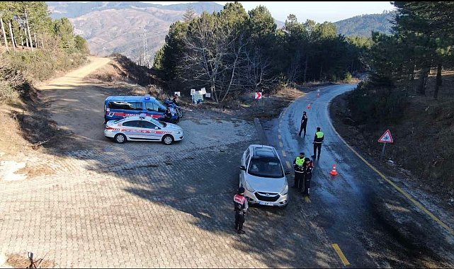 Jandarma'dan havadan trafik denetimi