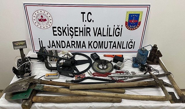 Kaçak kazı yapan şahsılar suçüstü yakalandı