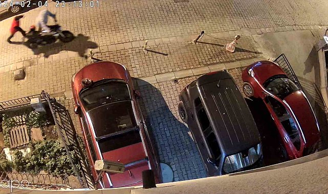 Kadıköy'de 250 bin TL'lik motosiklet hırsızlığı kamerada