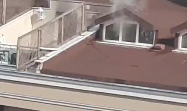 Kadıköy'de dairede çıkan yangın korkuttu