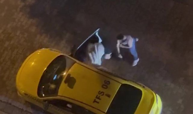 Kadıköy'de şahıs, kadını zorla taksiye bindirmeye çalıştı