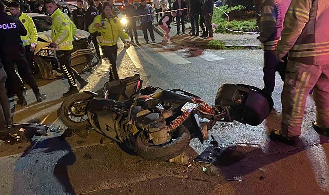 Kağıthane'de kontrolden çıkan otomobil, park halindeki araçlara çarptı: 2 yaralı