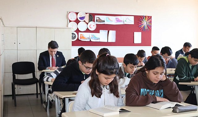 Karacasu'da öğrencilere kitap okuma alışkanlığı kazandırılıyor