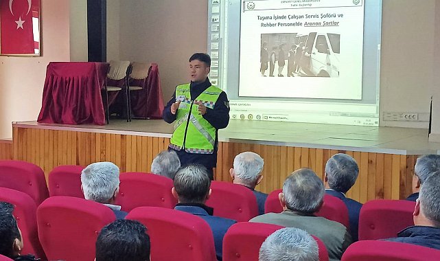 Karacasu'da okul servis şoförleri ve rehber personeller bilgilendirildi