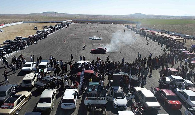 Karaman'da drift alanı ve maket hava aracı pisti törenle açıldı