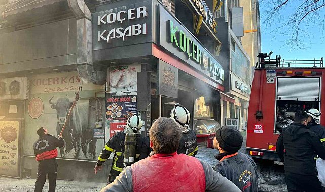 Kasabın bacasından çıkan yangın paniğe neden oldu