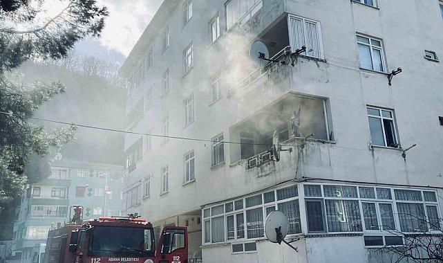 Kastamonu'da mutfak tüpünden çıkan yangında apartman dairesi zarar gördü
