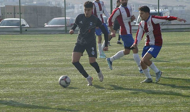 Kayseri Süper Amatör Küme: Kayseri Atletikspor: 3 - 1966 Turanspor: 2