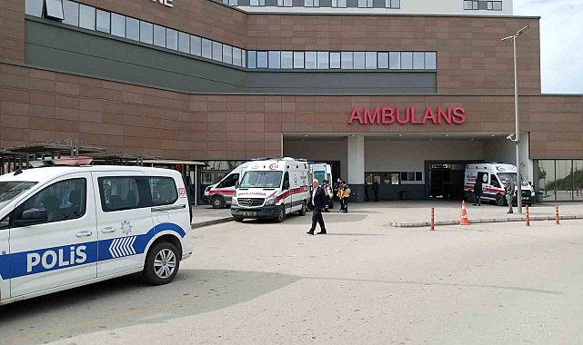 Kendisini darp eden kocasını "Meyve" bıçağı ile bıçakladı