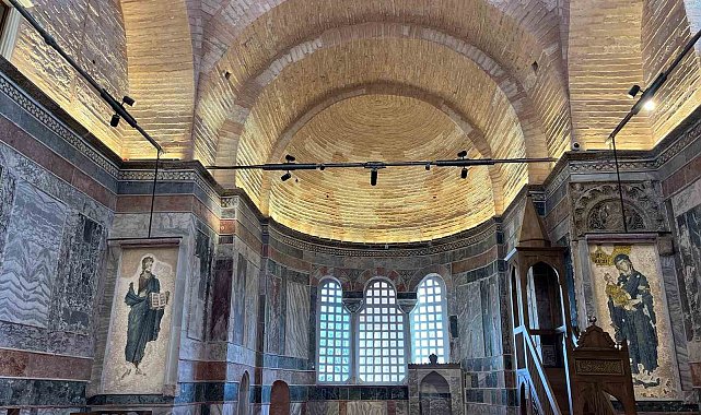 Kiliseden dönme Kariye Camii ibadete açılıyor