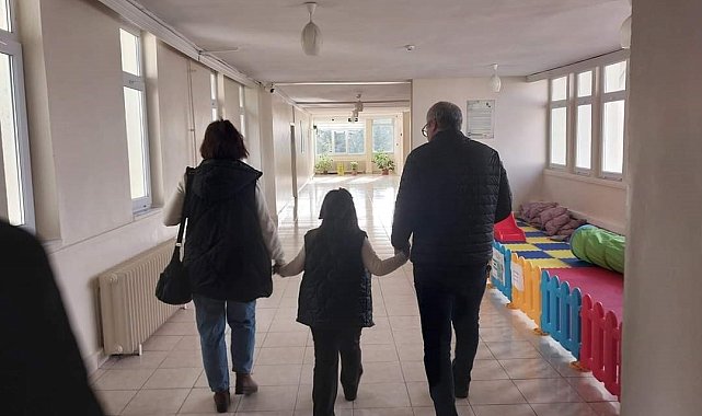 Kırklareli'de bir çocuk koruyucu aileyle sıcak yuvaya kavuştu