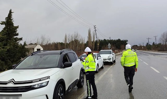Kırklareli'nde trafik denetimi: 17 araç trafikten men edildi