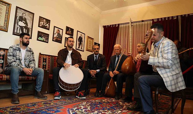 Kırşehir'de 251 halk ozanı belge sahibi oldu