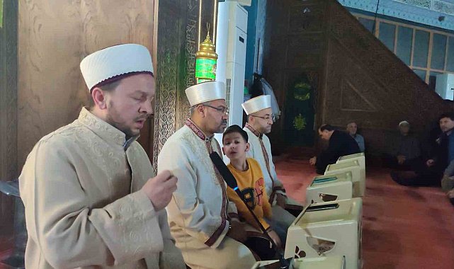 Kırşehir'de Berat Kandilinde camiler doldu taştı