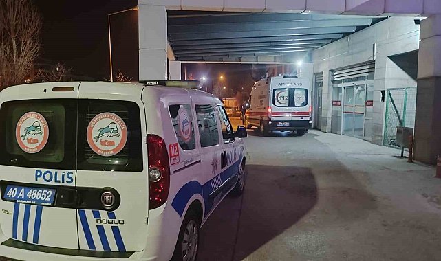 Kırşehir'de çevreye rahatsızlık veren kişileri uyaran bekçi göğsünden bıçaklandı