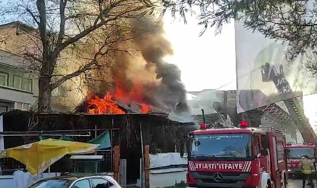 Kurtlar Vadisi'nin ünlü kıraathanesi alevlere teslim oldu