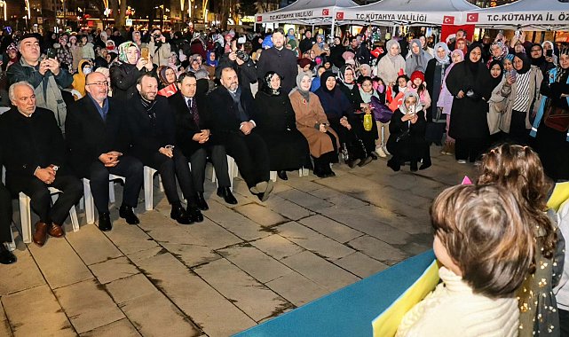 Kütahya'da miniklerden kandil programı