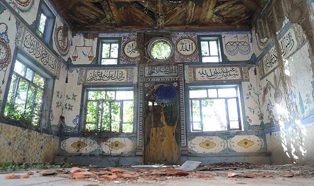 Mahalleli göç edince 100 yıllık cami de kendi haline terk edilmişti, harekete geçildi