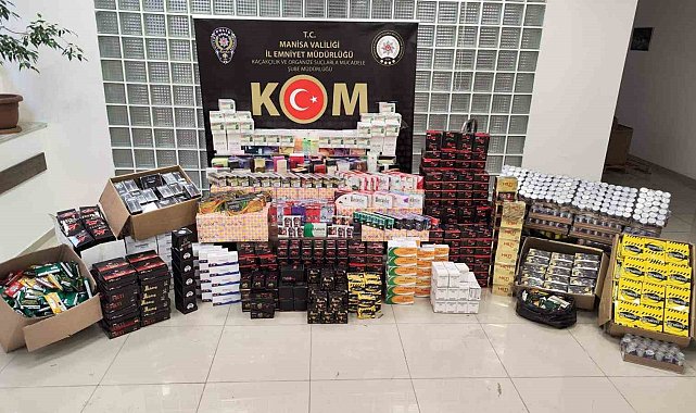 Manisa Emniyeti'nden 2 ilde 7 adrese eş zamanlı operasyon