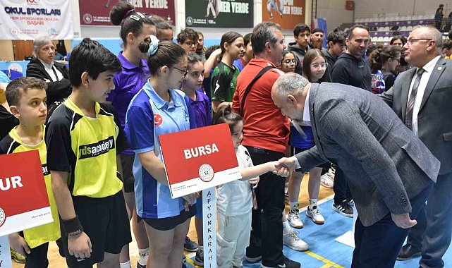 Masa Tenisi Yıldızlar Grup müsabakaları başladı