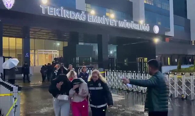Masaj salonlarında fuhuş operasyonunda 12 tutuklama