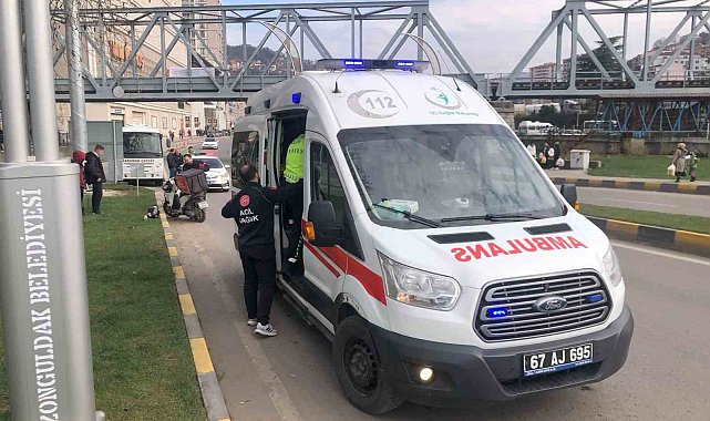 Midibüs ile motosiklet kazasında motokurye ölümden döndü