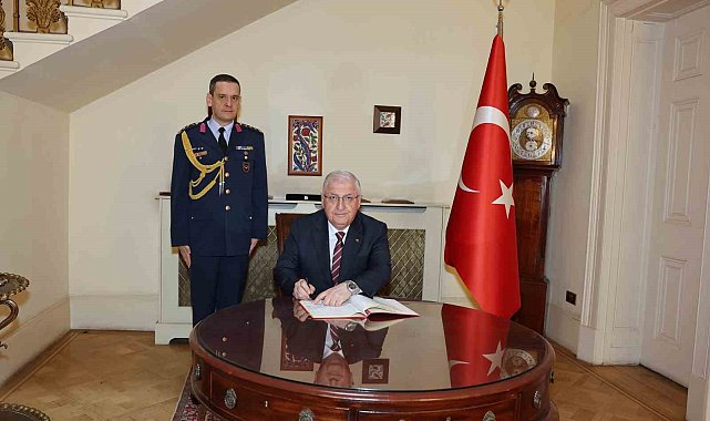Milli Savunma Bakanı Güler, İngiltere Genelkurmay Başkanı Oramiral Radakin ile görüştü