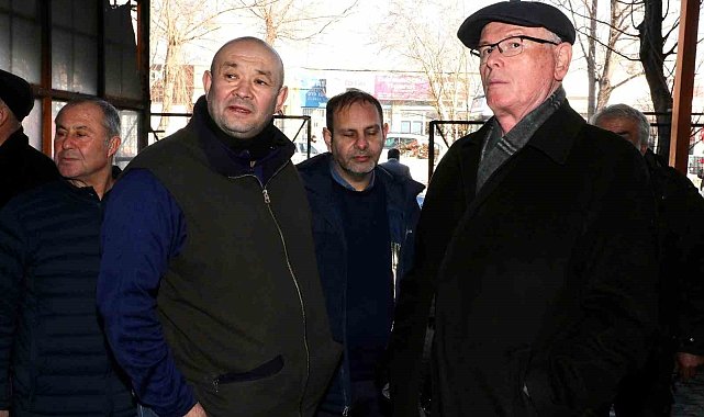 Odunpazarı Belediye Başkanı Kazım Kurt Teksan'da yanan fabrikaya geçmiş olsun ziyareti