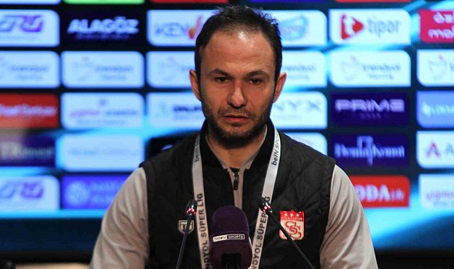Ömer Faruk Mahir: "Futbol oynamanın çok zor olduğu bir saha"