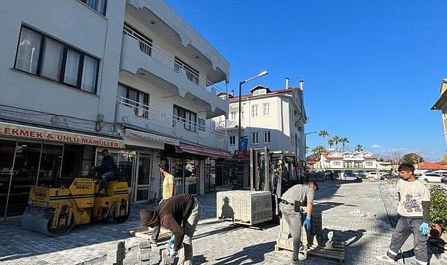 Ortaca'da yolların bakım ve onarımları yapılıyor