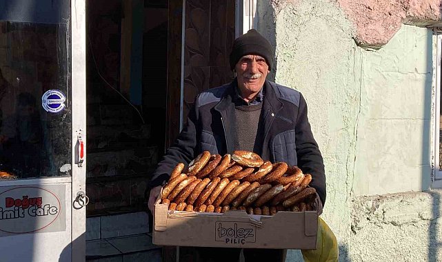 Osmanlı'da ekmek yapılan tarihi fırında 100 yıldır Ankara simidi üretiliyor