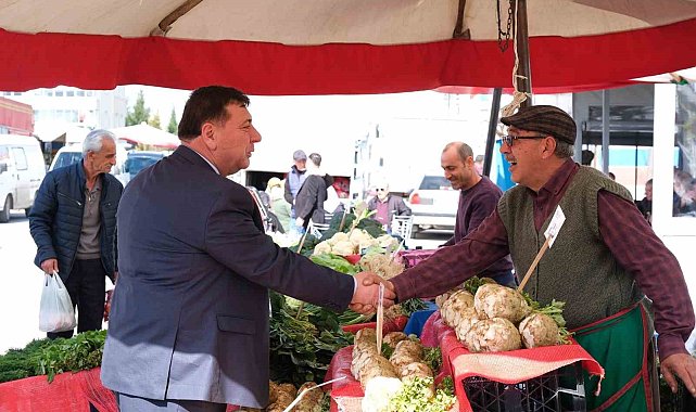 Özkan Alp'e Ihlamurkent Mahallesi'nde yoğun ilgi