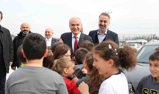 Özlü&#039;den öğrencilere altın değerinde öğütler