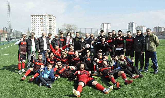Özvatan Belediyespor'da şampiyonluk sevinci