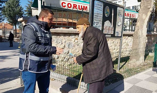 Polis ekipleri dolandırıcılara karşı vatandaşları bilgilendirdi