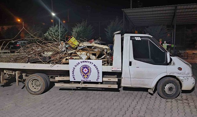 Polisten enkaz hırsızlarına suçüstü