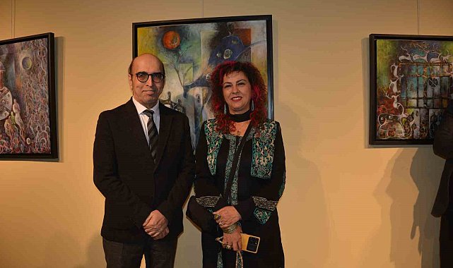 Prof. Dr. Meliha Yılmaz'ın "Mitolojik İzler" sergisi büyük ilgi gördü