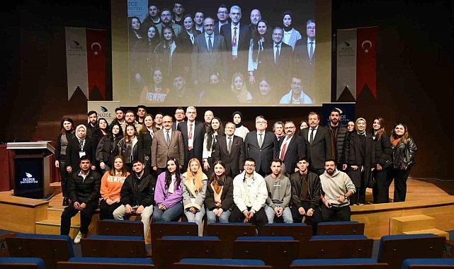 Rektör Özölçer, CLICS Konferansına katıldı